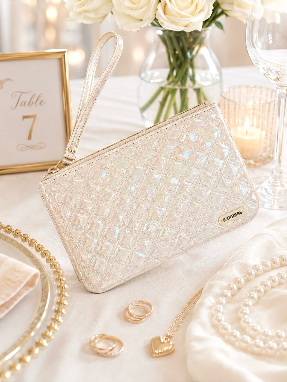 EXPRESS LUXURY WRISTLET